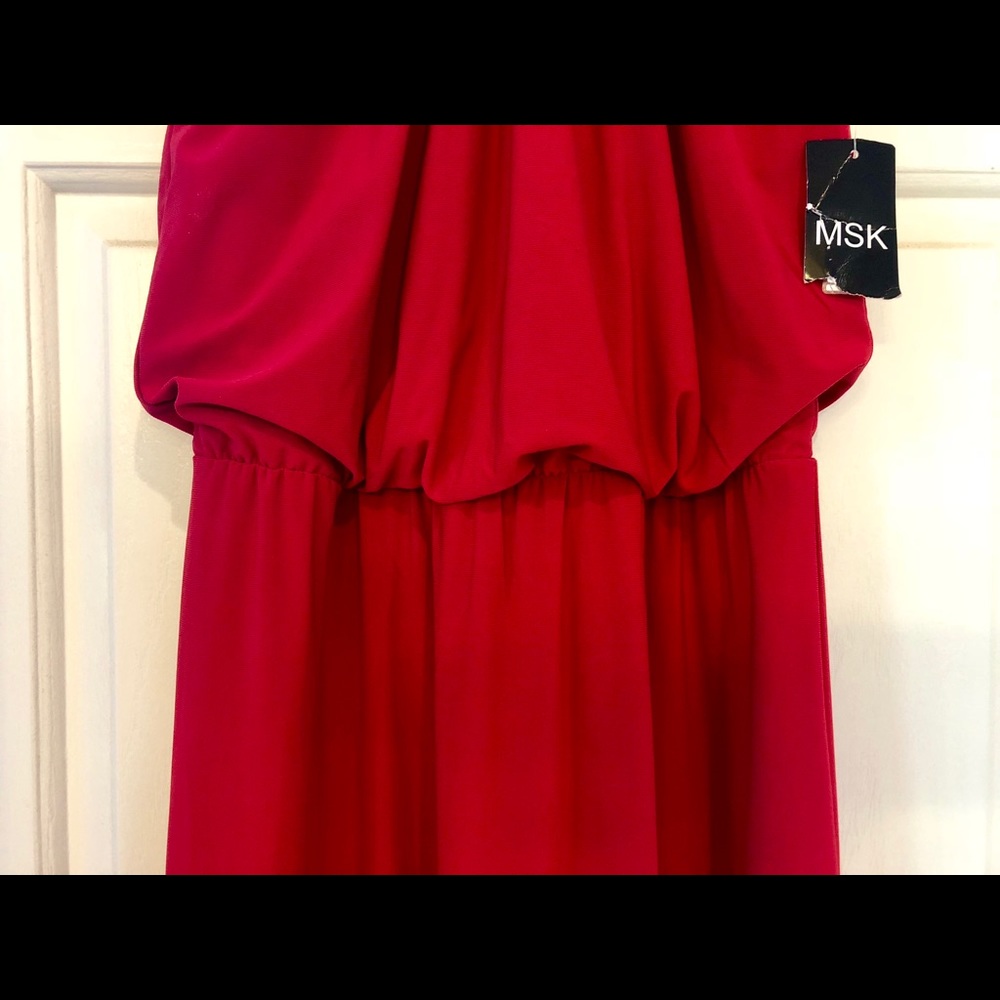 MSK RED Formal DRESS - Picture 3 of 6